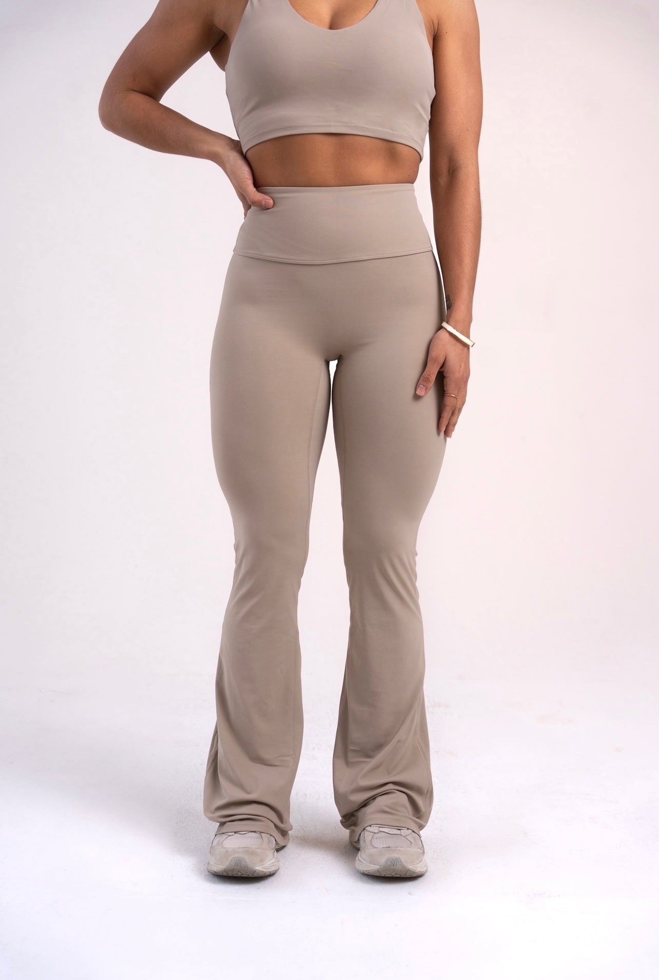 Aura Flare Leggings Buttercream