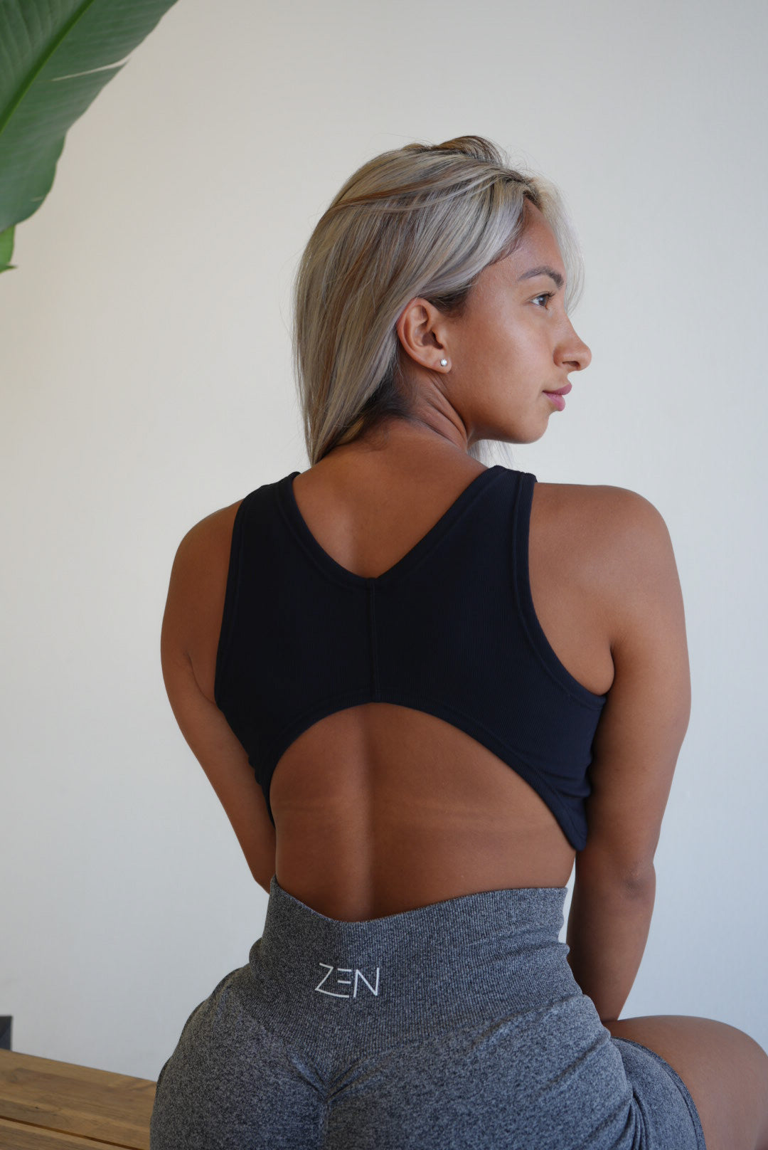 Sculpt Top Onyx