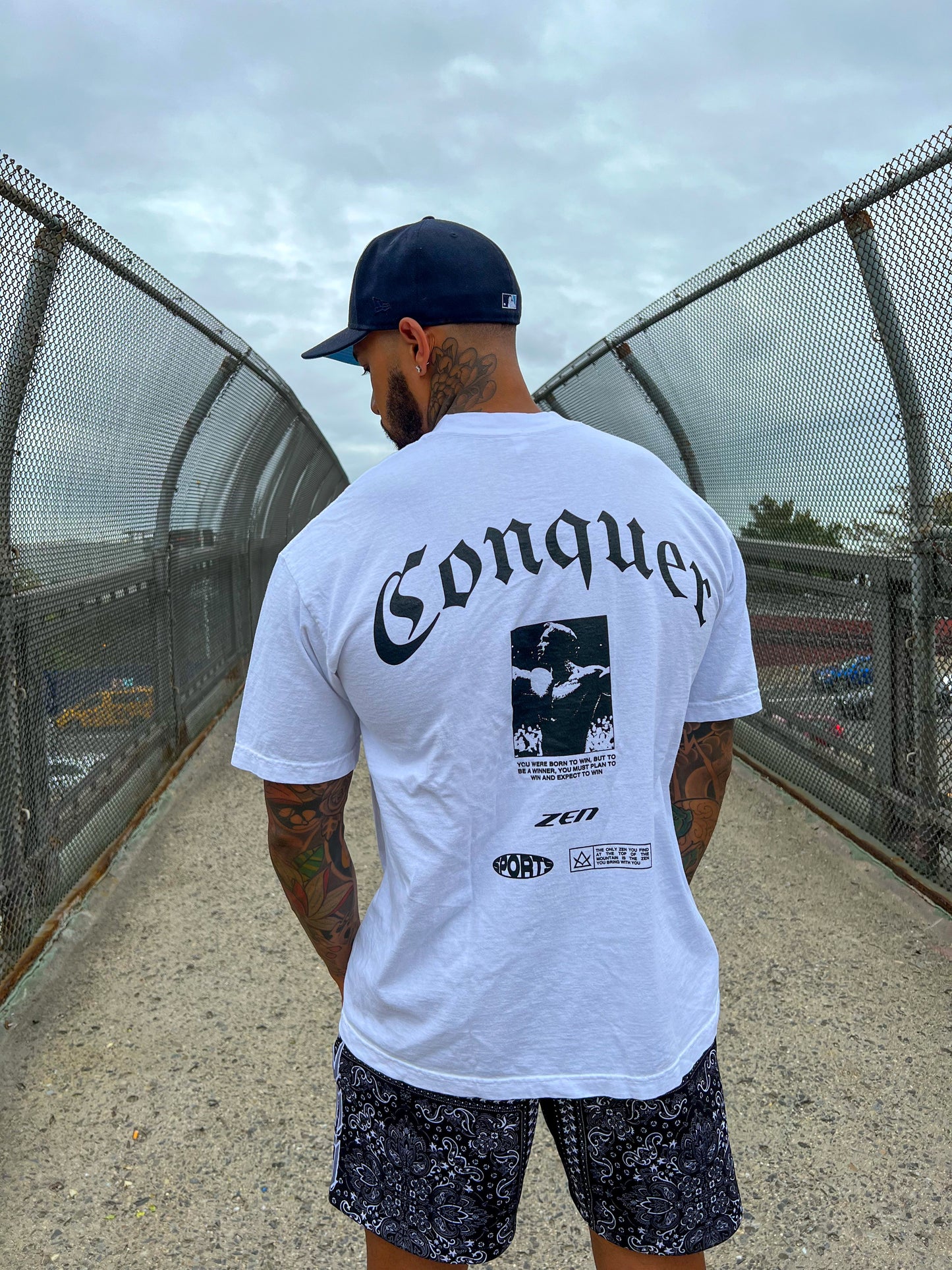 Conquer T-Shirt White