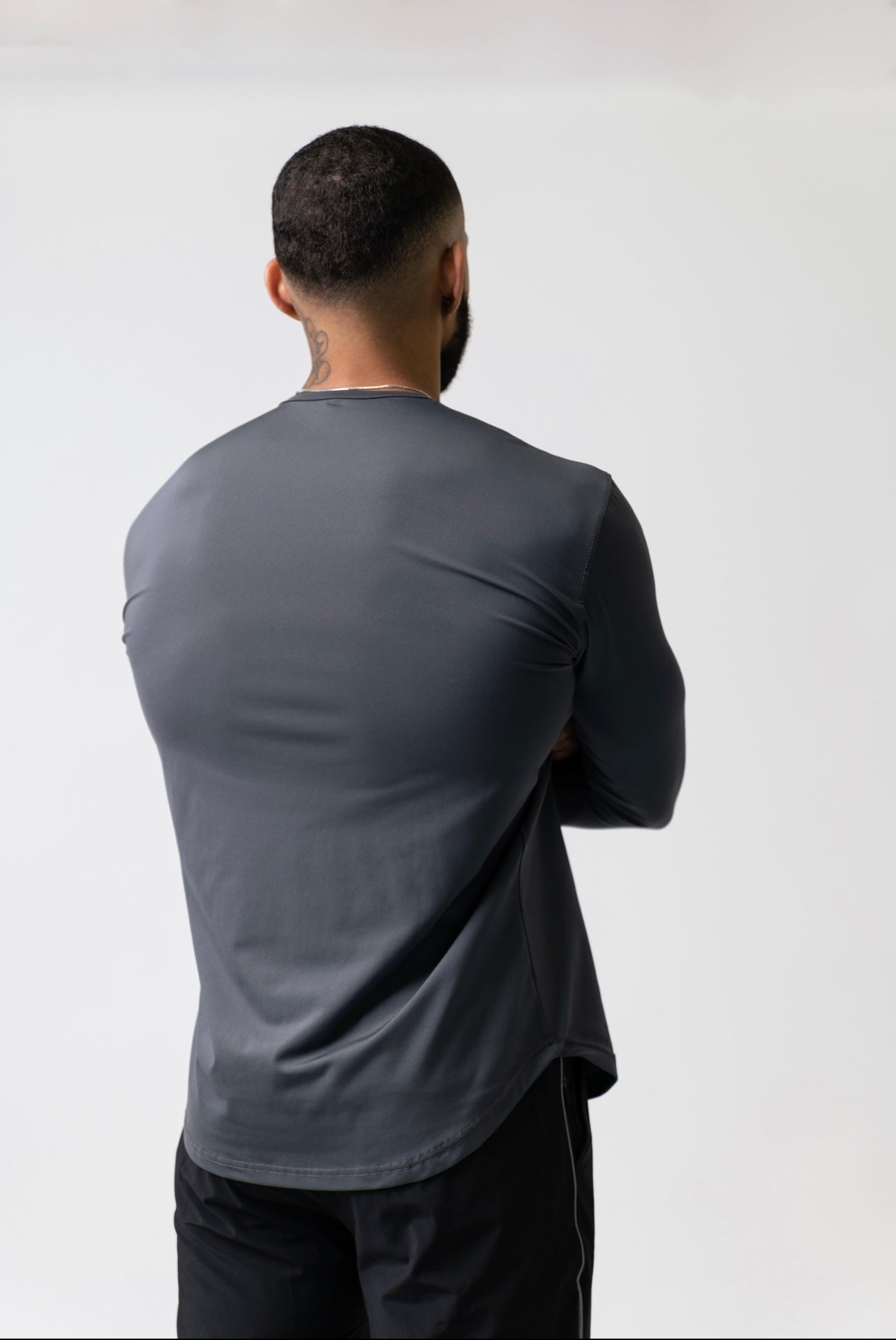 Performance Drop Hem Long Sleeve Nardo Grey