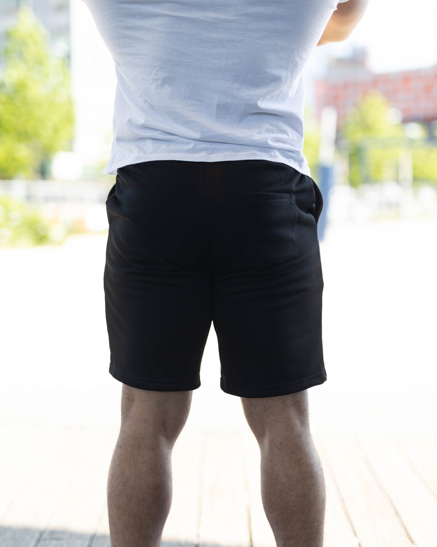 Essential Shorts Black