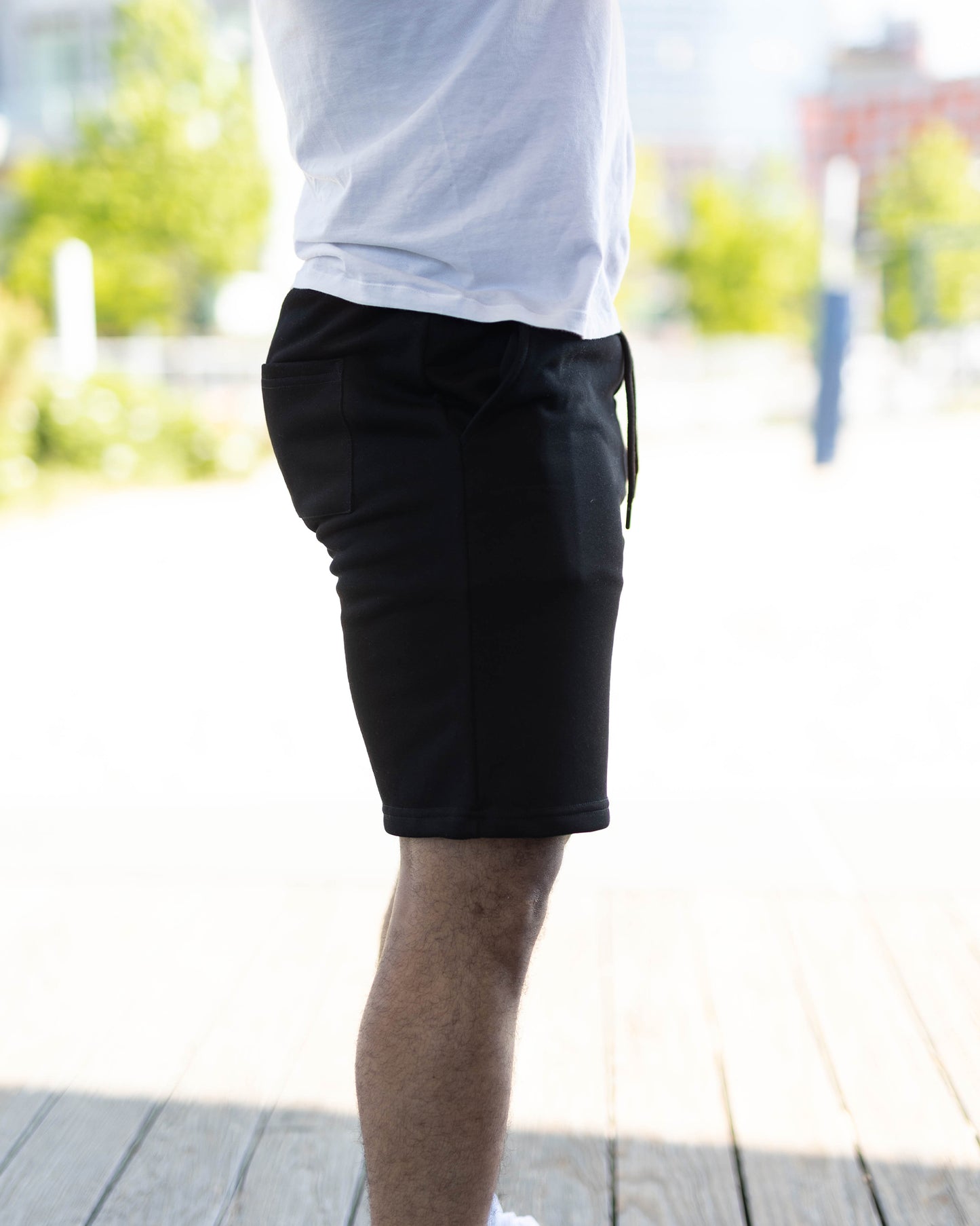 Essential Shorts Black